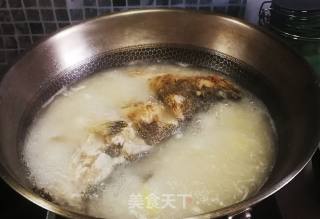 酸汤鲈鱼的做法步骤：10