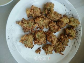丸子粉丝汤的做法步骤：1