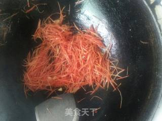清炒胡萝卜丝的做法步骤：3
