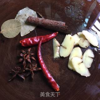 花雕红烧肉的做法步骤：3