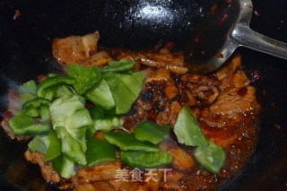 川味盐煎肉的做法步骤：8