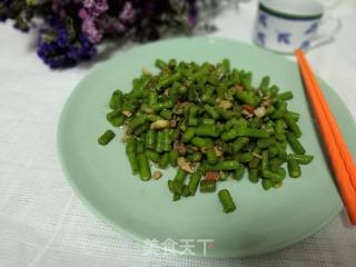 肉末豆角的做法步骤：1