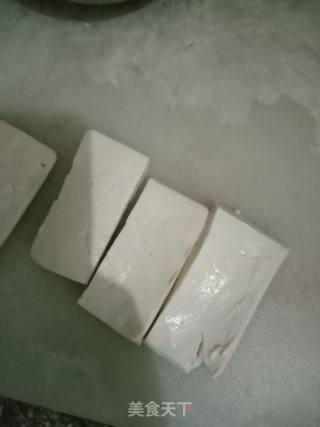 红烧豆腐的做法步骤：1
