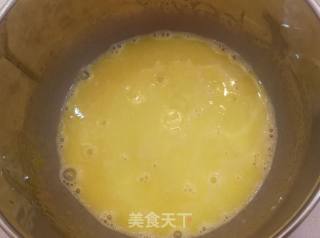 六寸戚风蛋糕的做法步骤：9