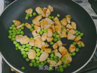 青豆鸡肉炒饭的做法步骤：6