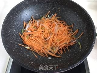 牛肉酱炒刀削面的做法步骤：5