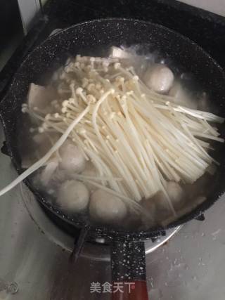 金针菇豆腐汤的做法步骤：6