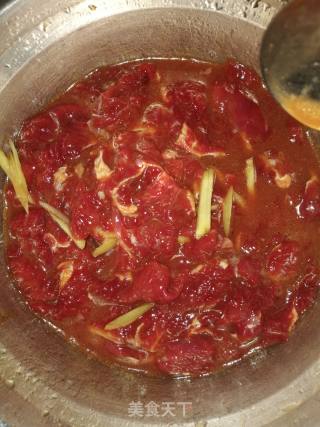 滑蛋牛肉的做法步骤：2