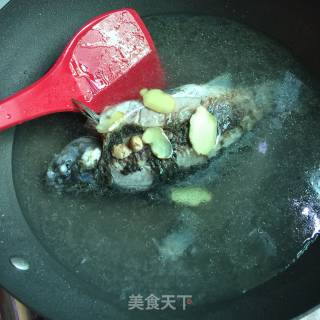 豆腐鲫鱼汤的做法步骤：3