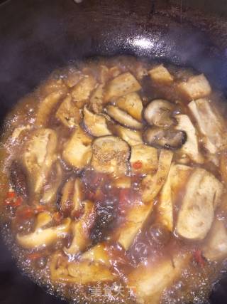 香菇烧豆腐的做法步骤：6