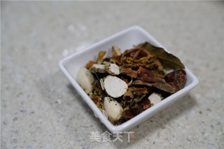 香卤鹌鹑蛋香干的做法步骤：2
