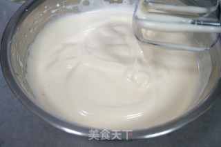 全蛋海绵芝麻蛋糕的做法步骤：3