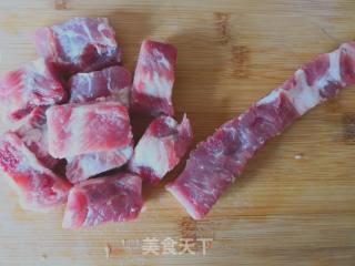 土豆排骨的做法步骤：1