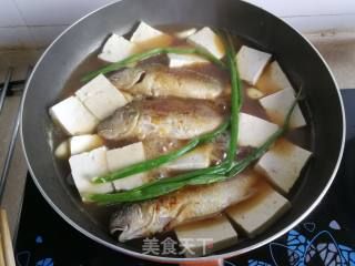小黄鱼炖豆腐的做法步骤：7