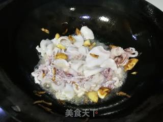 金蒜墨鱼仔的做法步骤：5