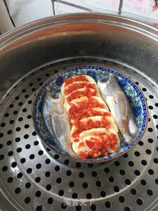 一卤鲜咸鱼蒸豆腐的做法步骤：14