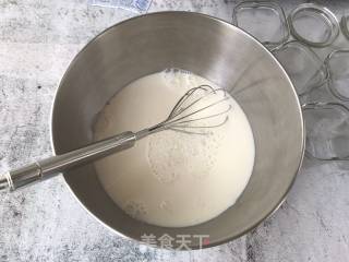 烤箱版自制老酸奶的做法步骤：2