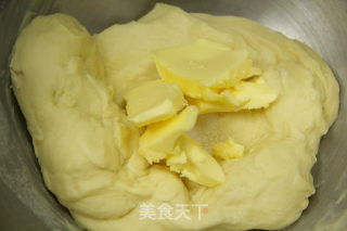 香肠面包的做法步骤：2