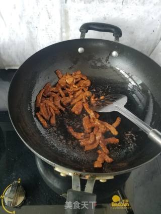 西葫芦丁炒肉的做法步骤：3