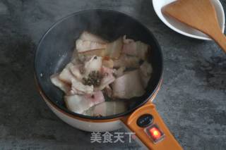 胡萝卜小炒肉的做法步骤：3