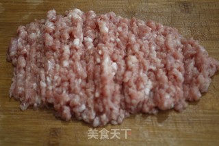 皮薄馅多，看了直流口水的千层肉饼的做法步骤：3