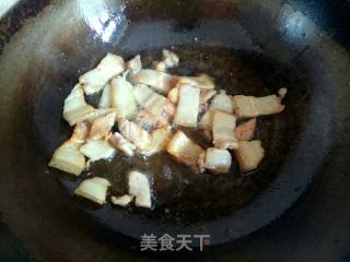 五花肉炒西葫芦的做法步骤：5