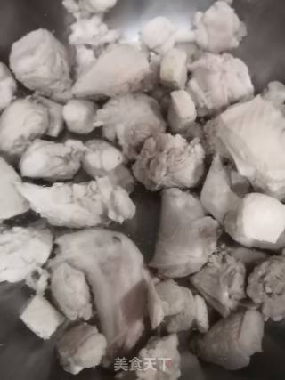 鸭肉炖山药的做法步骤：2