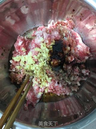 韭菜鲜肉馄饨的做法步骤：3