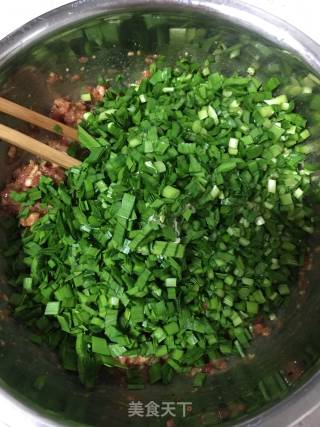 韭菜鲜肉馄饨的做法步骤：5