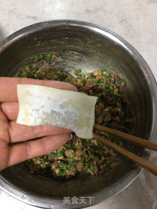 韭菜鲜肉馄饨的做法步骤：8