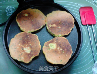 酵母版葱香红薯鸡蛋软饼的做法步骤：15