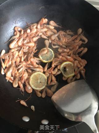 自制补钙虾皮粉的做法步骤：3