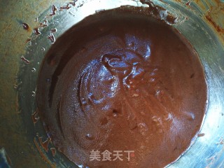 不消泡不开裂不塌陷的可可戚风纸杯蛋糕的做法步骤：4