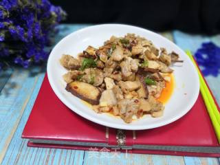 香干回锅肉的做法步骤：7