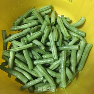 四季豆炒肉的做法步骤：2