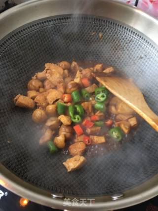 鸡脯肉烧板栗的做法步骤：16