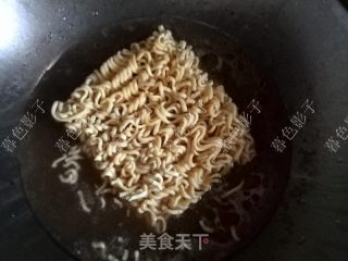 鸡翅面条的做法步骤：6