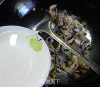 香炒白玉蟹的做法步骤：6
