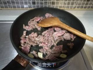 番茄炒牛肉的做法步骤：3