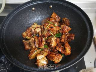 炖排骨的做法步骤：6