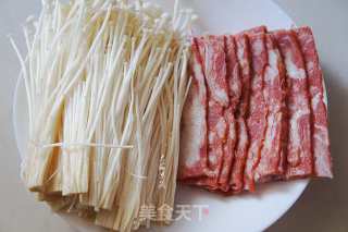 金针菇培根肉卷的做法步骤：1