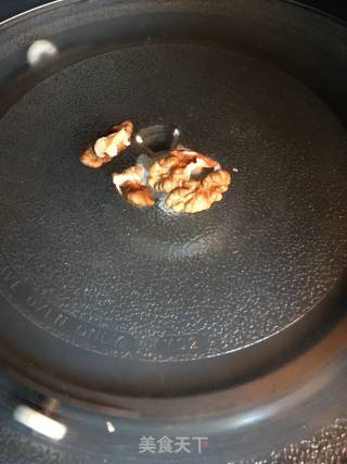 鸡肉紫薯坚果沙拉的做法步骤：17