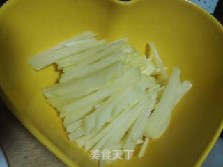 素炒土豆丝的做法步骤：2