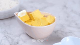 爆浆珍珠奶茶脏泡芙的做法步骤：1