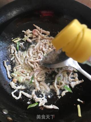 土豆丝炒肉丝的做法步骤：5