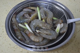 本帮酱油虾的做法步骤：5