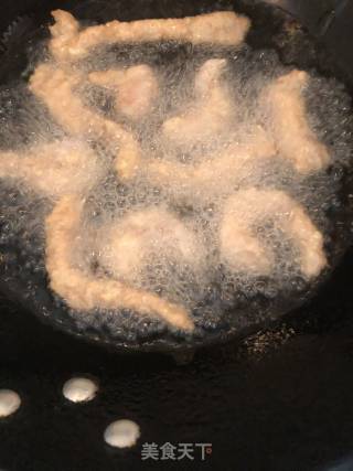 糖醋里脊的做法步骤：4