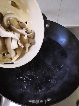 麻辣米线配羊肉的做法步骤：4