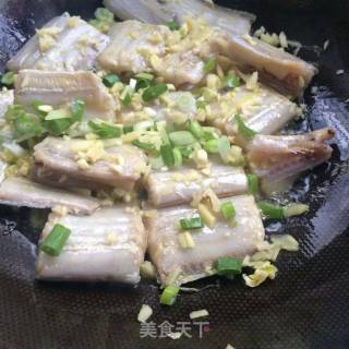 酱香带鱼的做法步骤：6