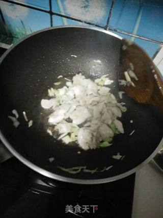 菜花炒肉的做法步骤：9